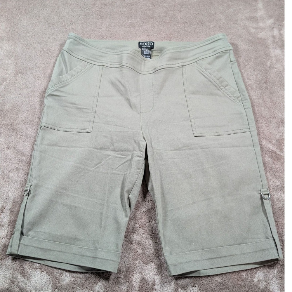 Soho Apparel Ltd Bermuda Shorts Womens Large Olive Green Pull On Stretch Cuffed